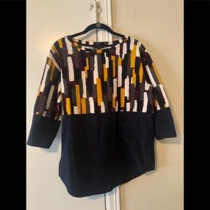 COS. Geometric print top size small
